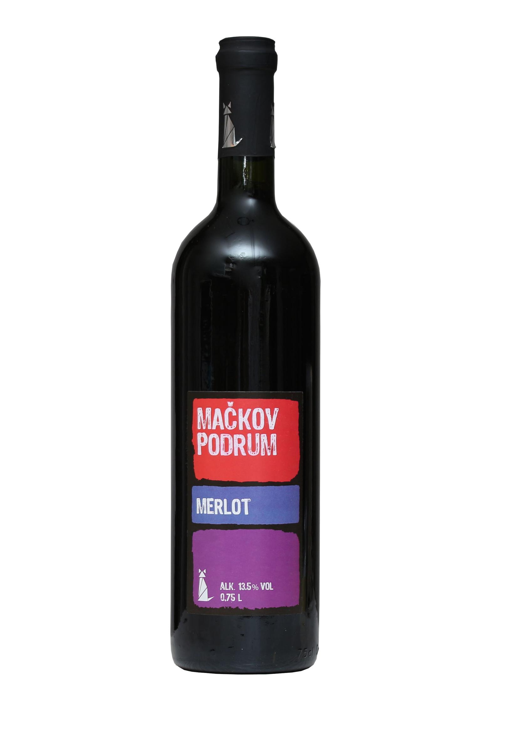 Selected image for MAČKOV PODRUM Merlot crveno vino 0.75l