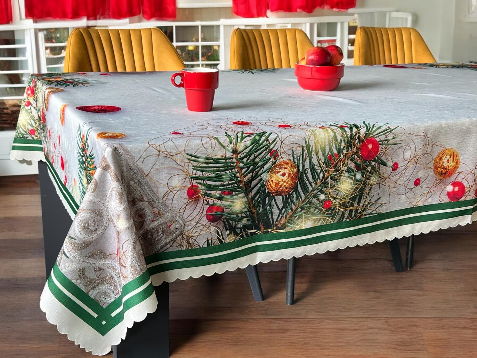 Stolnjak Novogodišnji ukrasi 150x220cm, Crveni