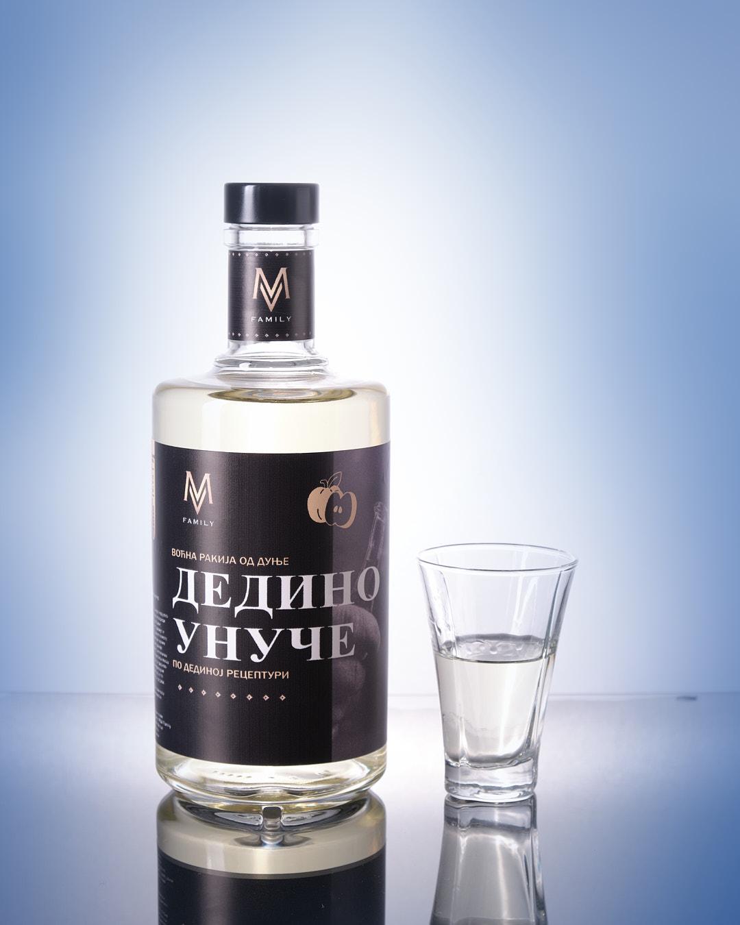 Dedino Unuče Voćna rakija od dunje, 0,7l