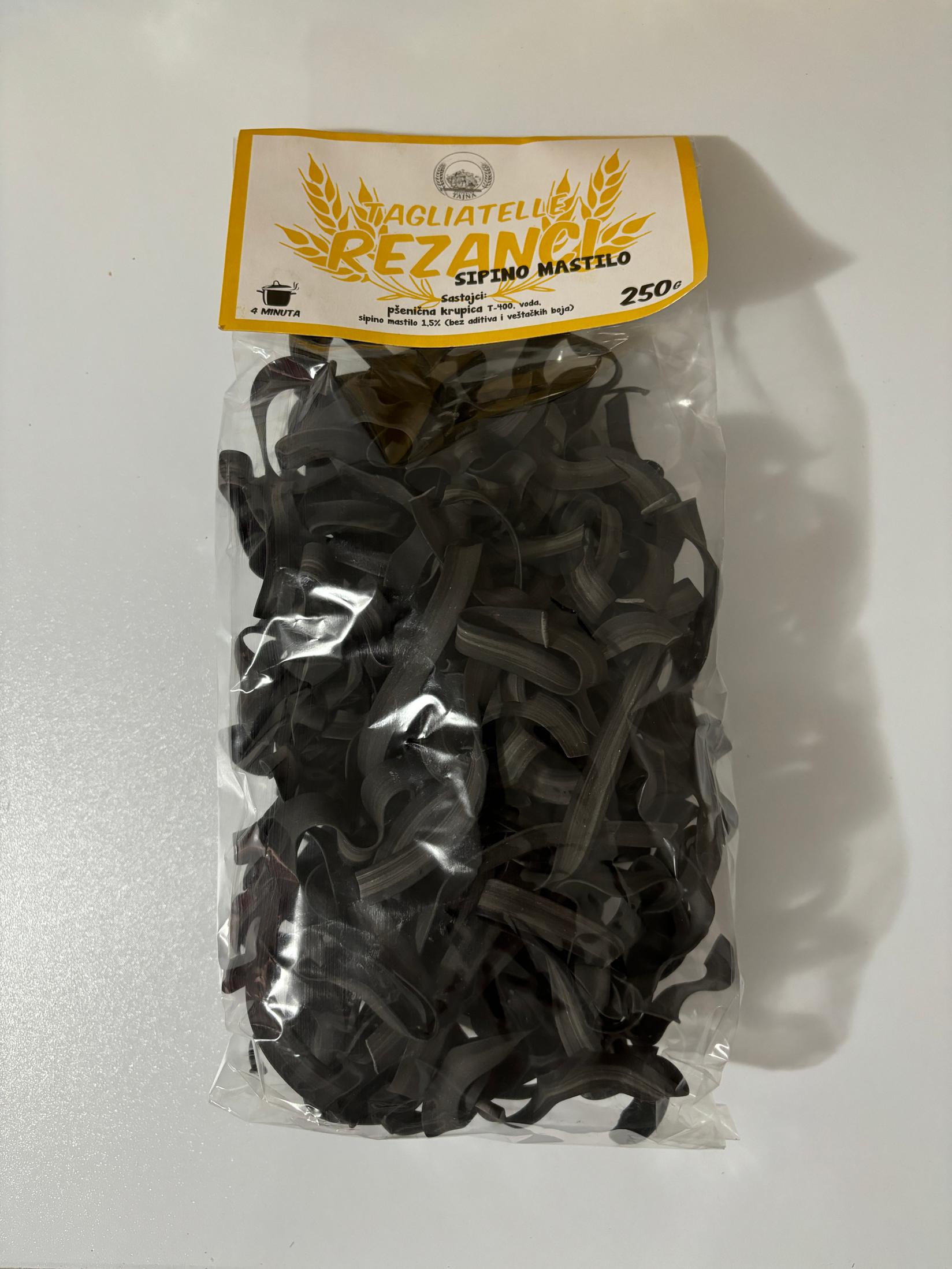 Kora Tajna Taljatele rezanci sa sipinim mastilom 250g