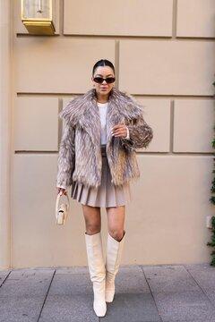 3 thumbnail image for Fashion Hunter Ženska bunda Shades Oof Fur Premium, Bež