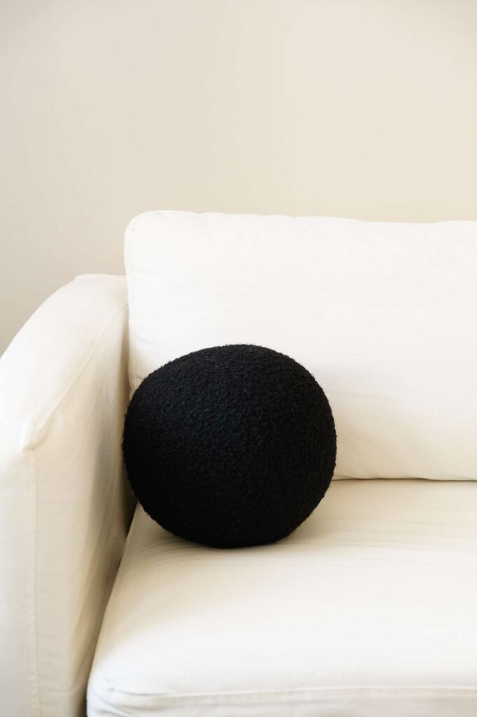 Aberto Design Ukrasni jastuk Teddy Top 20, 20x20x20 cm, Crni