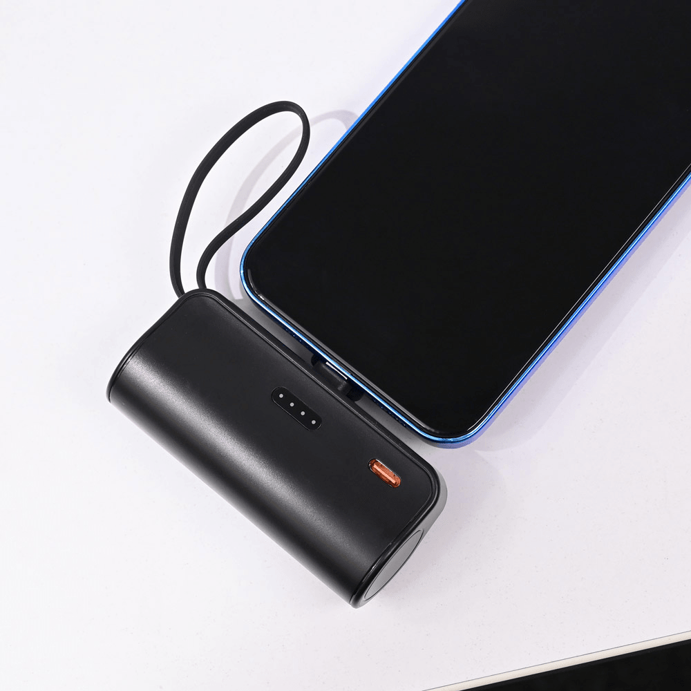 Eksterna baterija, 5000mAh, Lightning, Crna