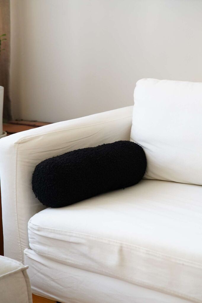 Aberto Design Ukrasni jastuk Teddy Roller, 50x14x14 cm, Crni