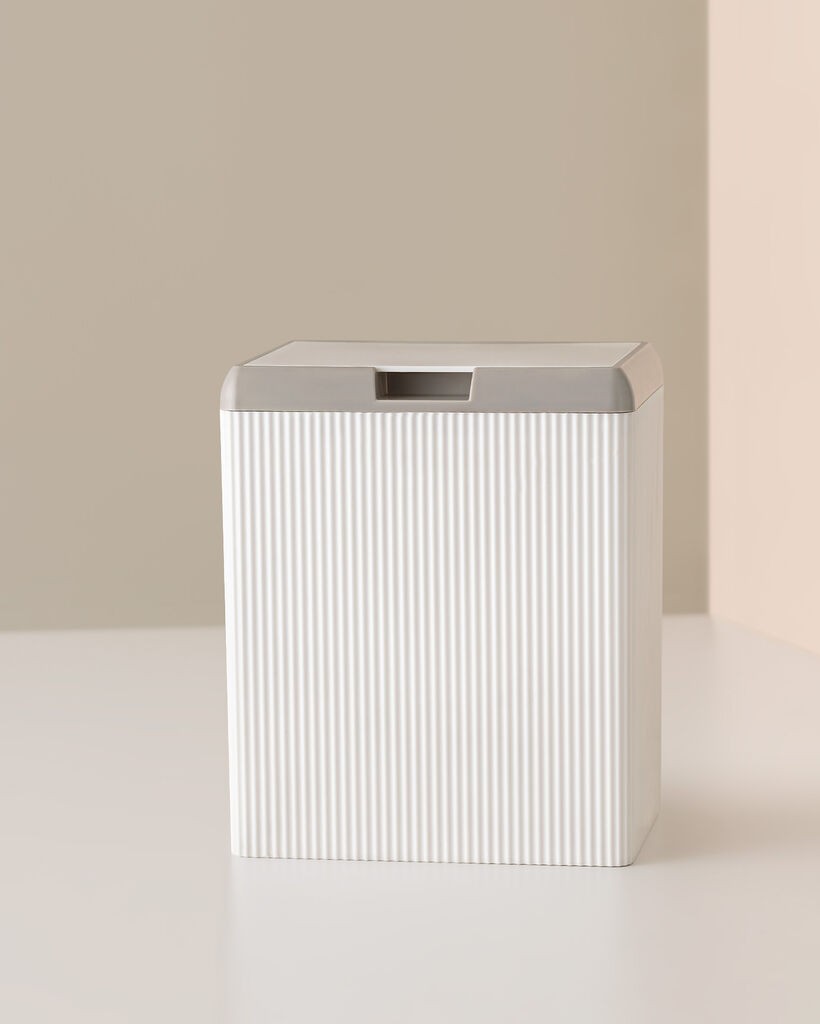 Madame Coco Kanta za otpatke Marais, 17.5x13.1x21 cm, Bela