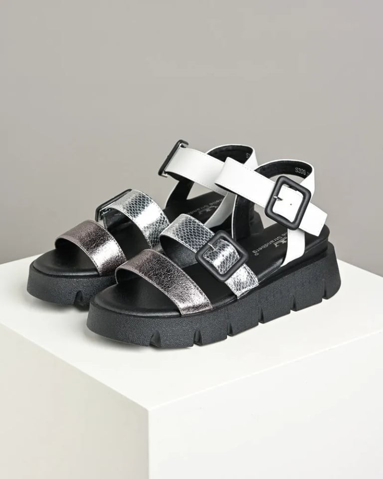 Emelie Strandberg Ženske sandale S398, Srebrno-bele boje