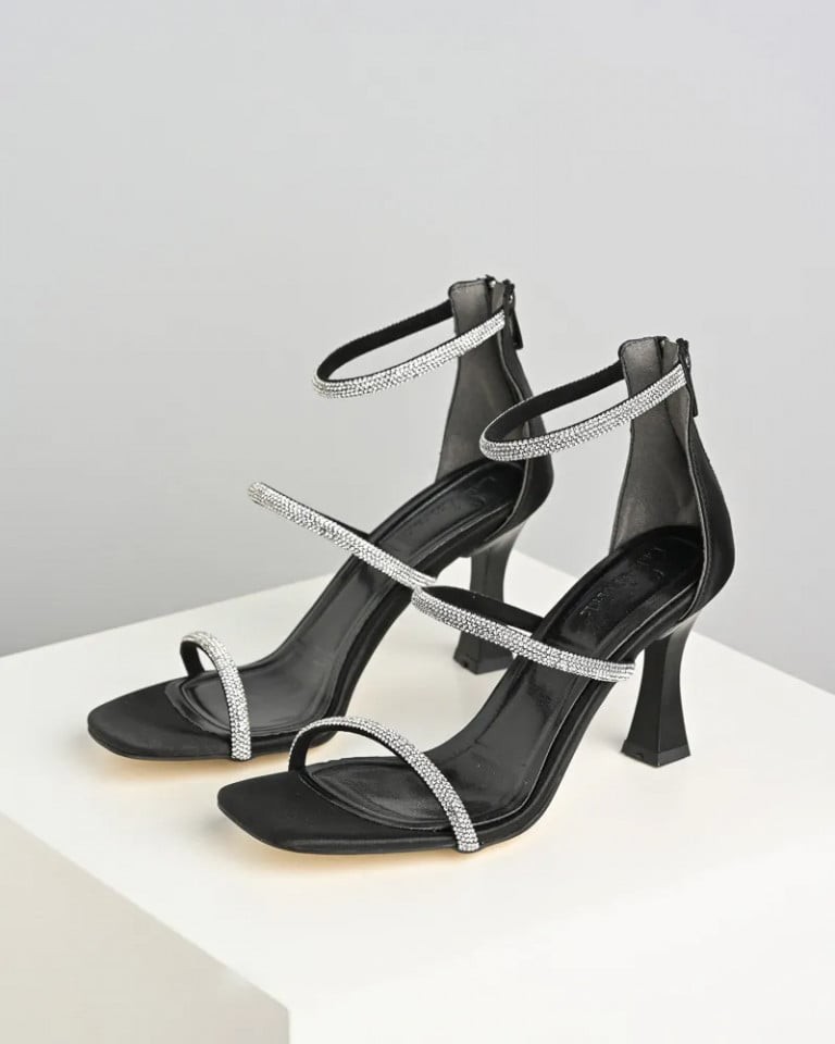 Lak korak Ženske sandale na štiklu 2001, Crne