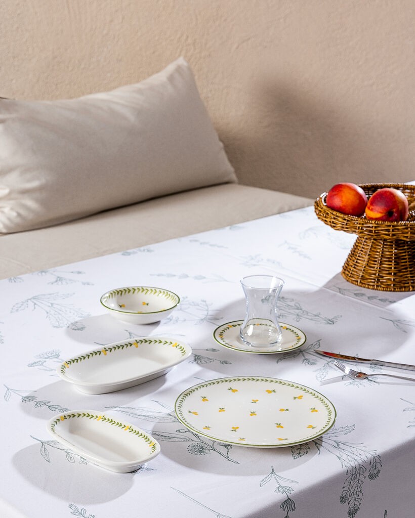 Madame Coco Set tanjira za serviranje doručka Camille, 26 delova, Beli