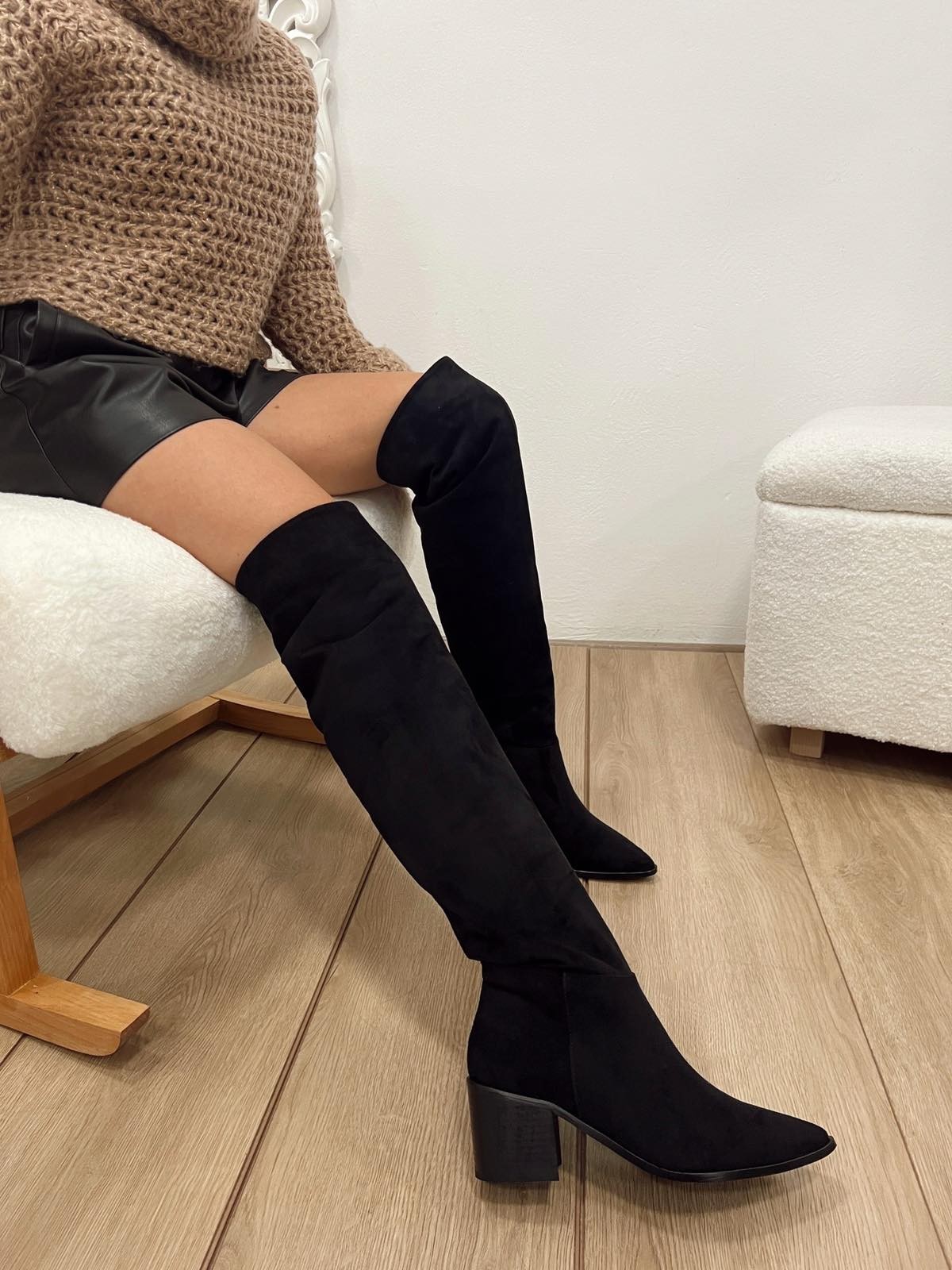 HOP HOP SHOP Ženske čizme E830, Velur, Crna