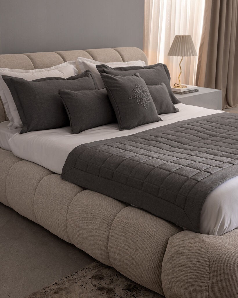 Madame Coco Set prekrivač za krevet sa jatučnicama Sillage, 6 delova, Antracit