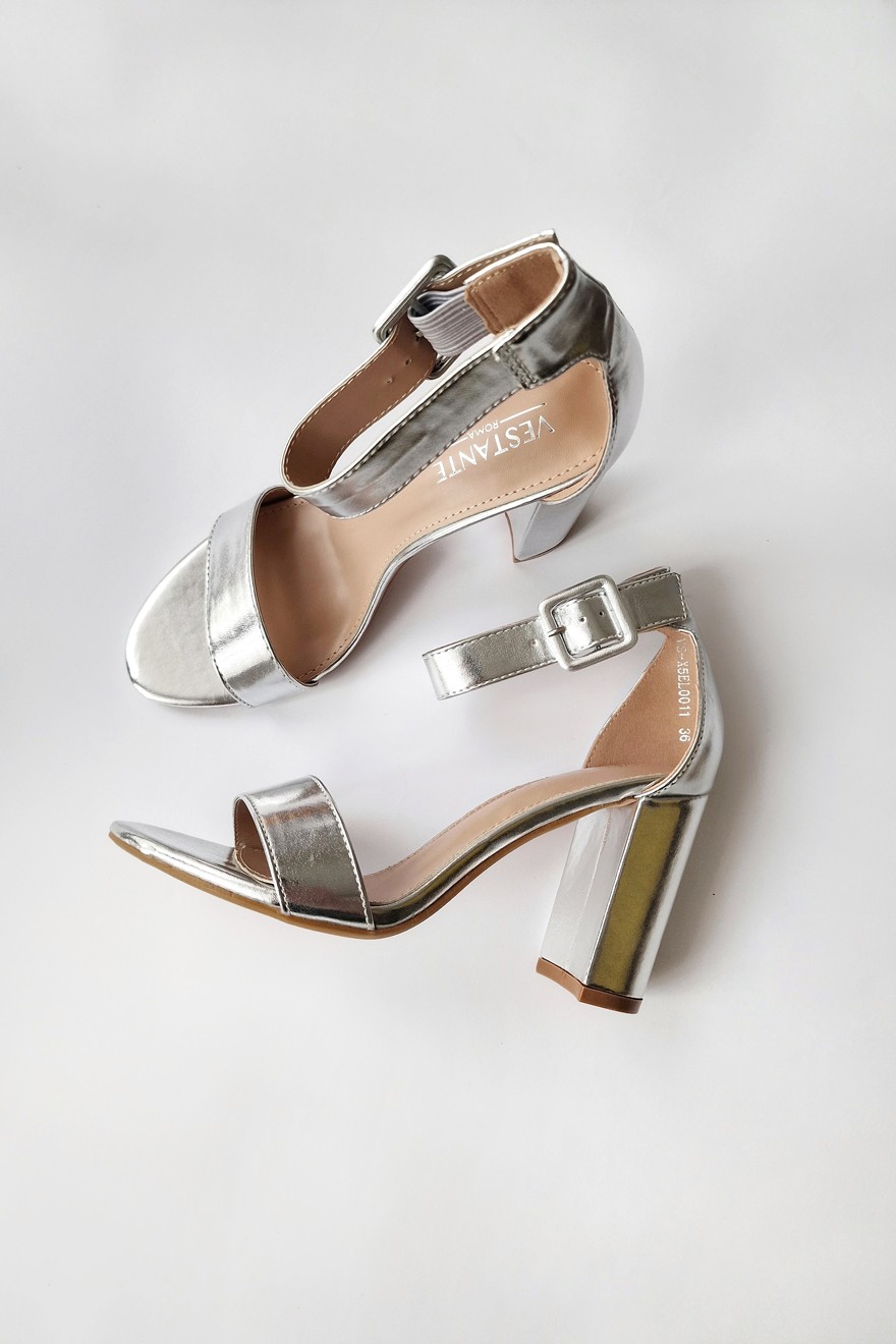 Ženske sandale na deblju štiklu, Srebrna boja