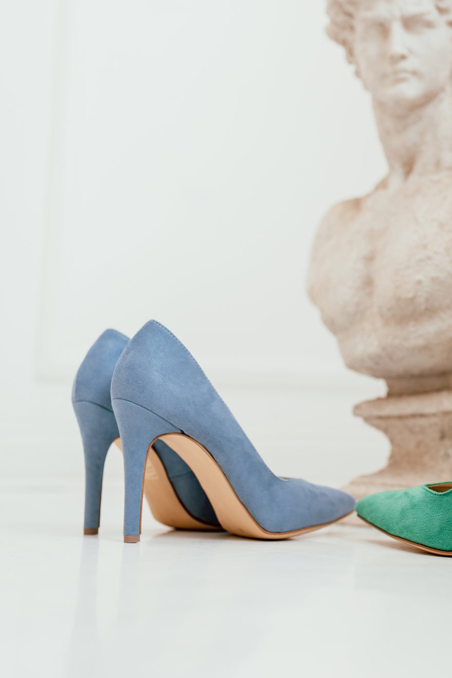 Ženske salonke Ursula, Plave