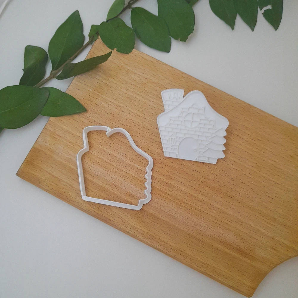 KREATIVNI SLATKIŠI Modla za kolače i ukrase Kućica, 6 cm, Bela