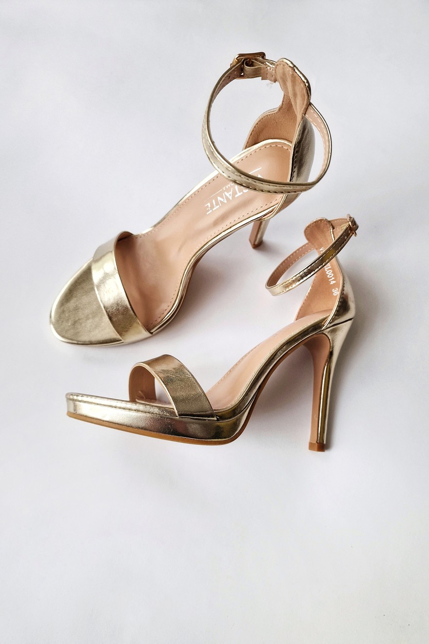 Ženske sandale na štiklu, Zlatna boja