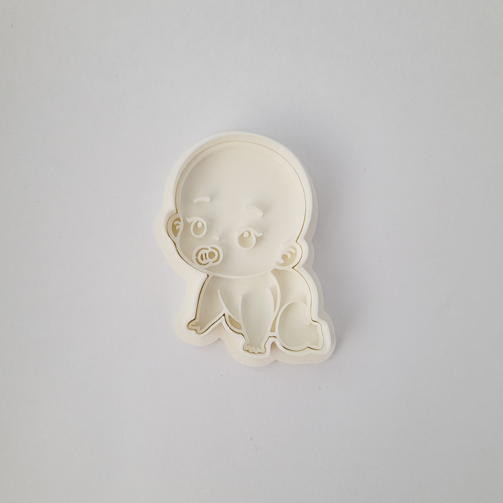 KREATIVNI SLATKIŠI Modla za kolače i ukrase Beba, 10 cm, Bela