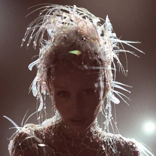 Cyrus, Miley - Something Beautiful