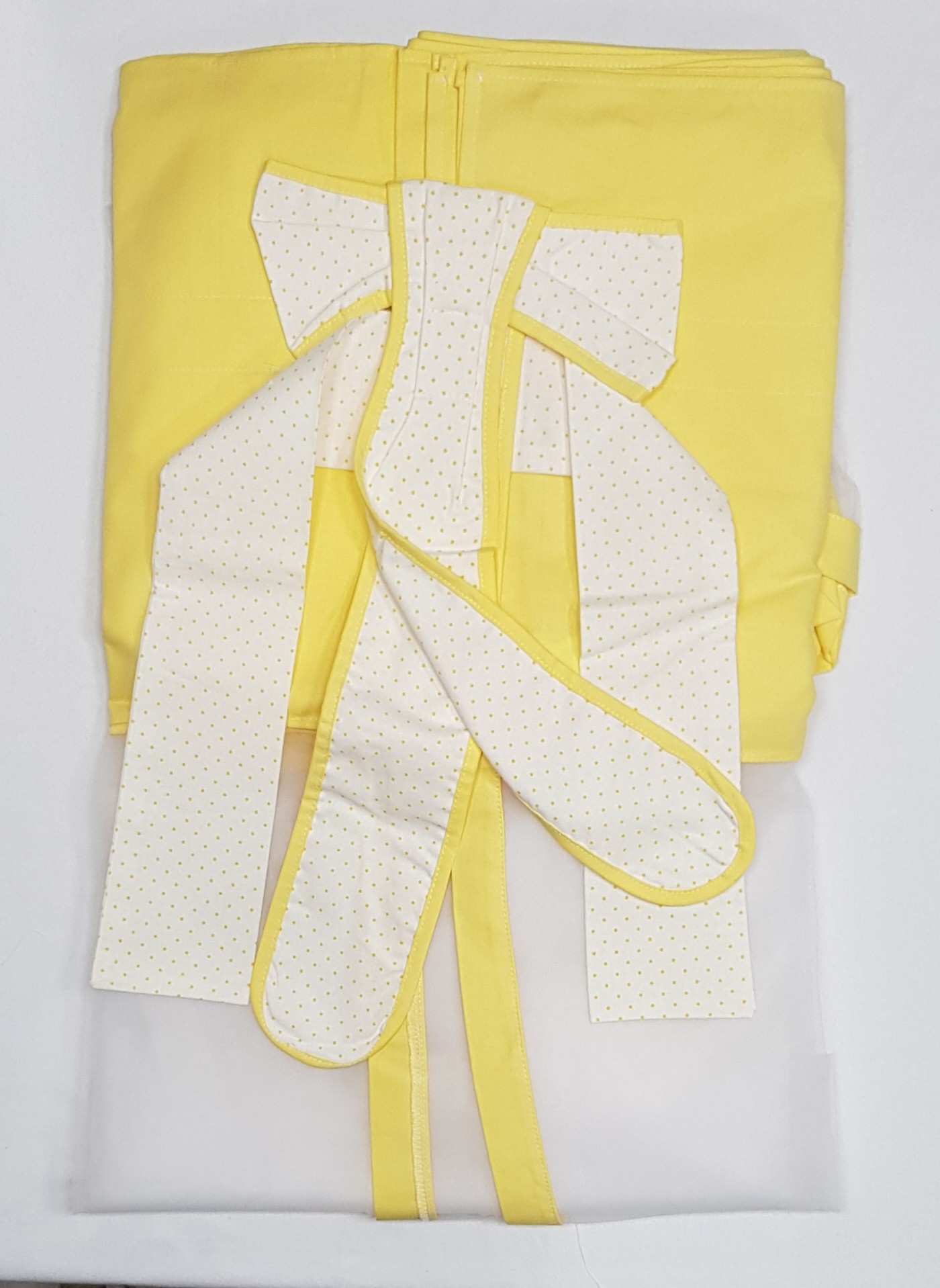 Baldahin za krevetac, Žuti