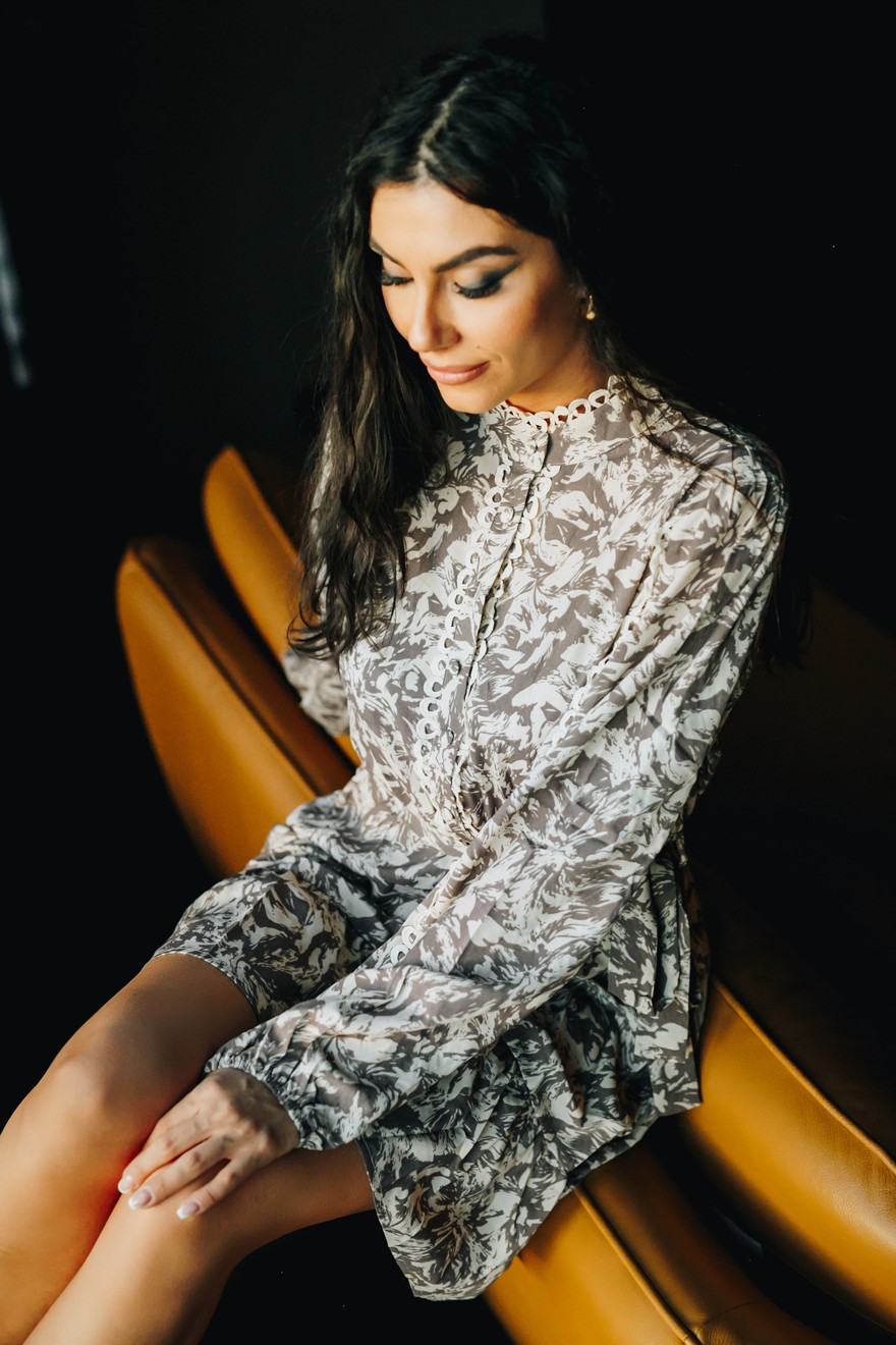 Ženska haljina Flora, Siva