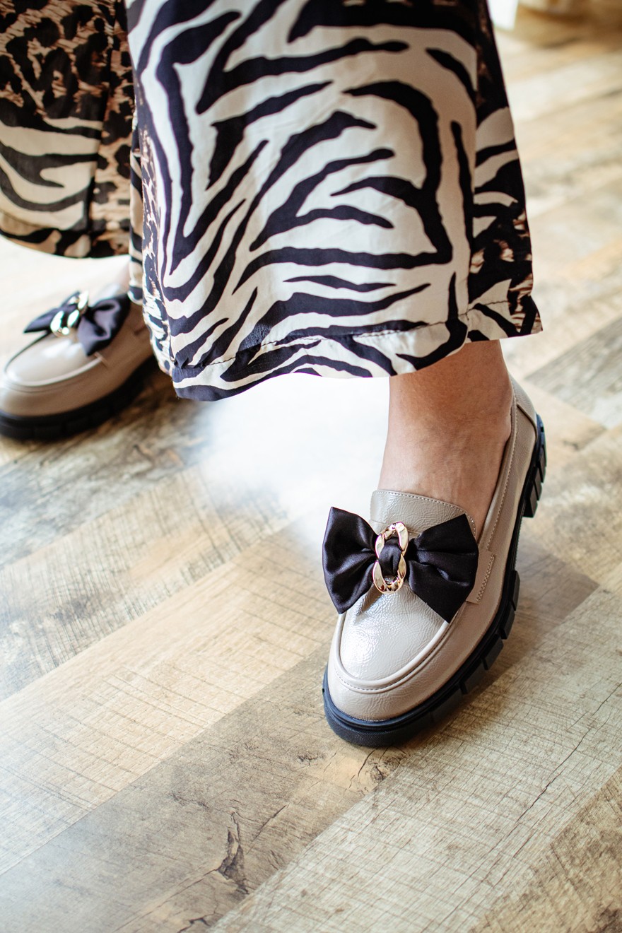 Ženske mokasine sa mašnom, Bež