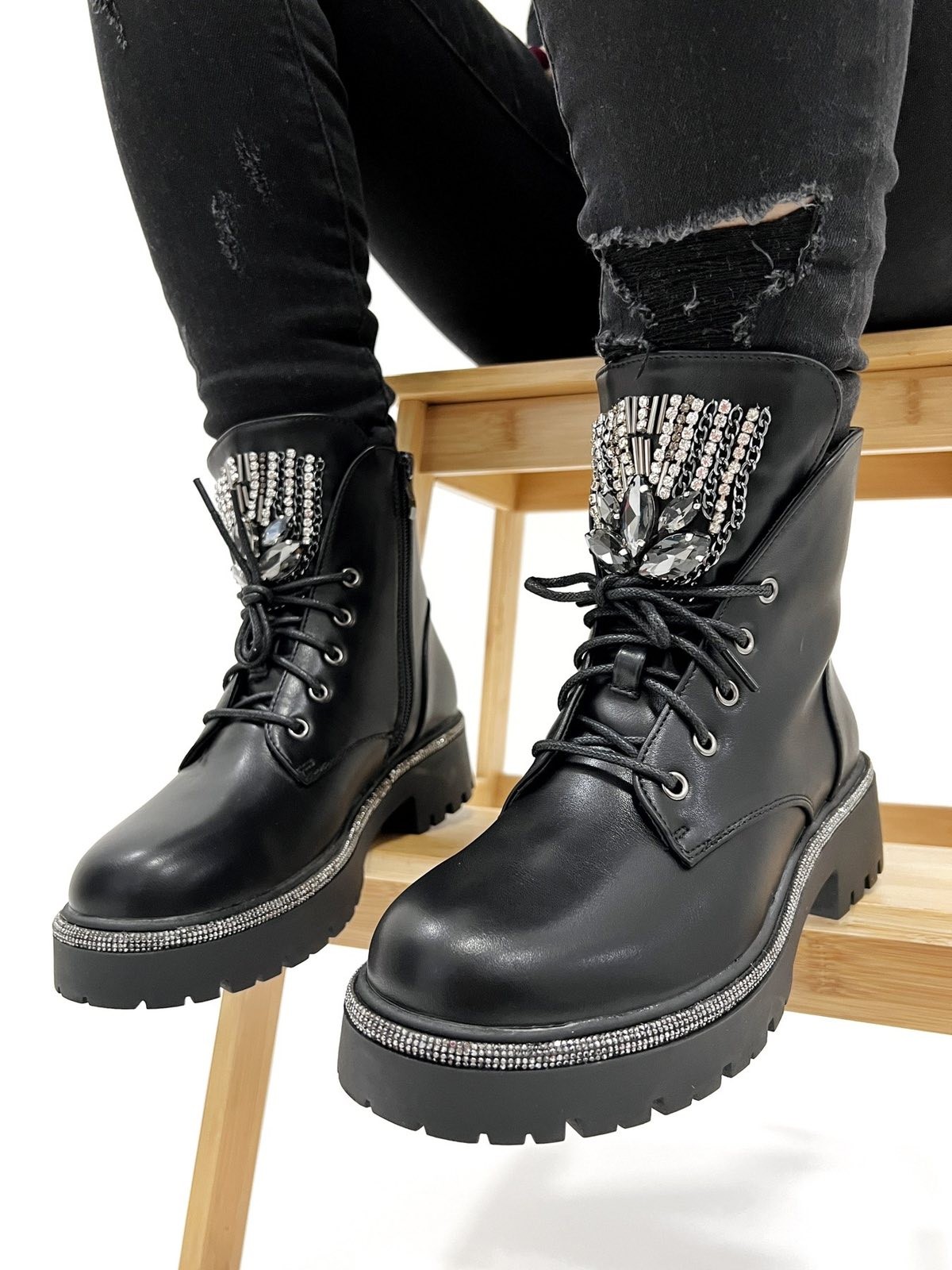 FEMMINA Ženske polučizme E728, sa cirkonima, Crne