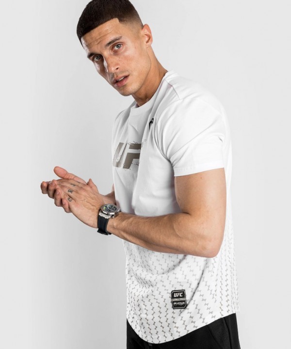 Venum Muška majica UFC Authentic Fight Week 2.0, Belo-siva
