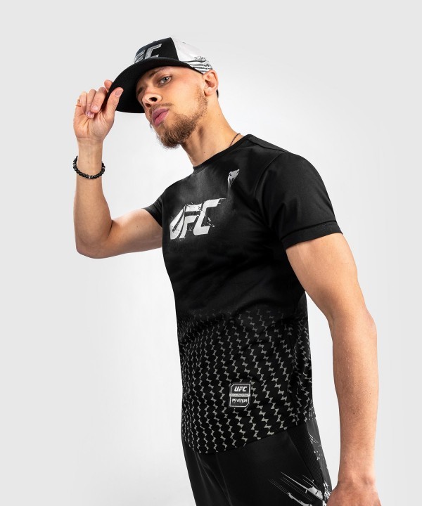 Venum Muška majica UFC Authentic Fight Week 2.0, Crna