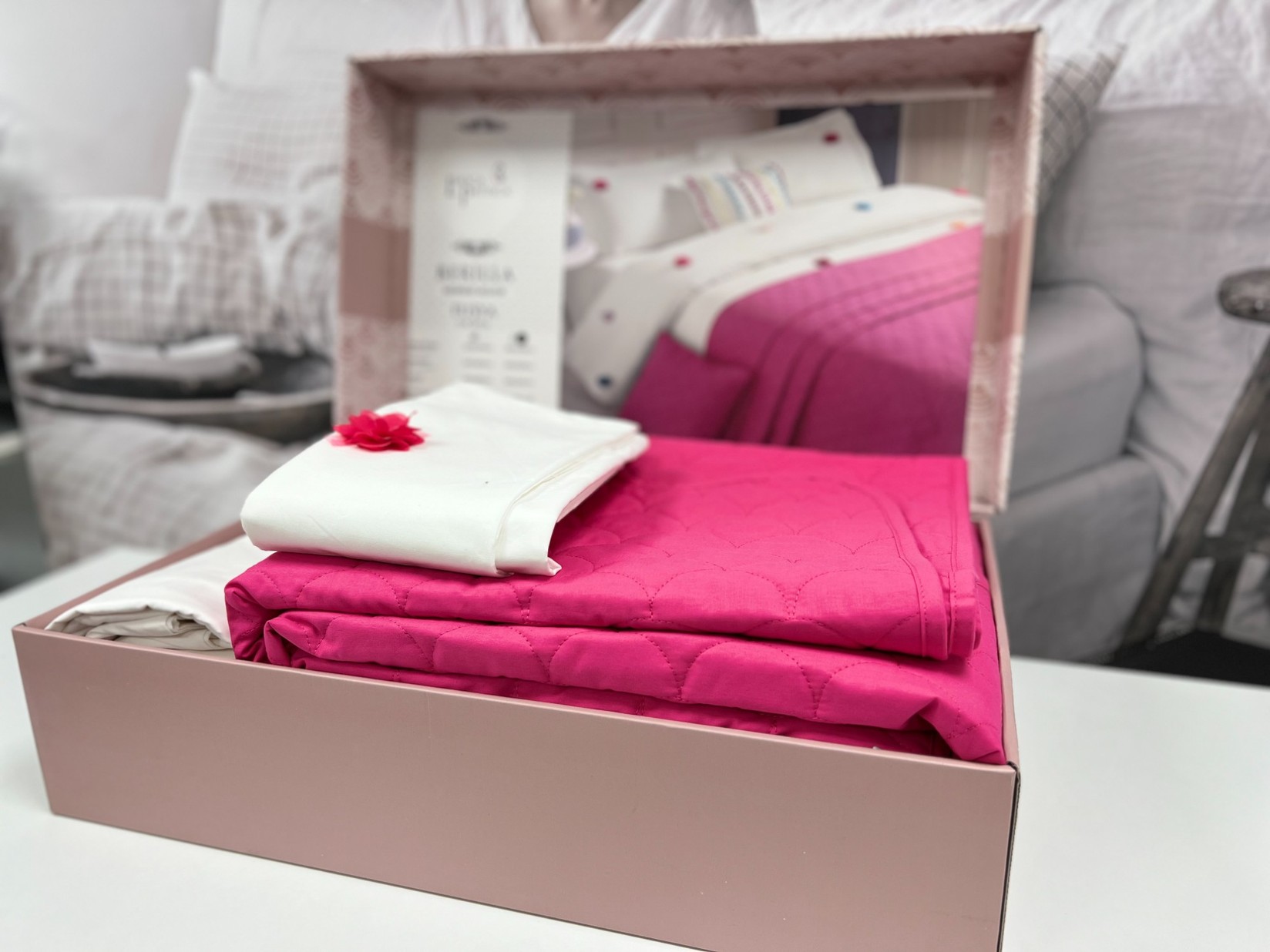 Posteljina za francuski ležaj sa prekrivačem 180x230cm, Ciklama