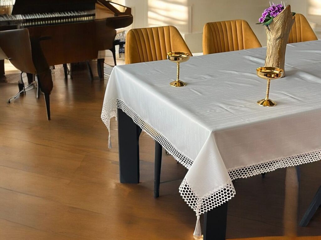 Viktorija Stolnjak Milje, 160x220 cm, Beli