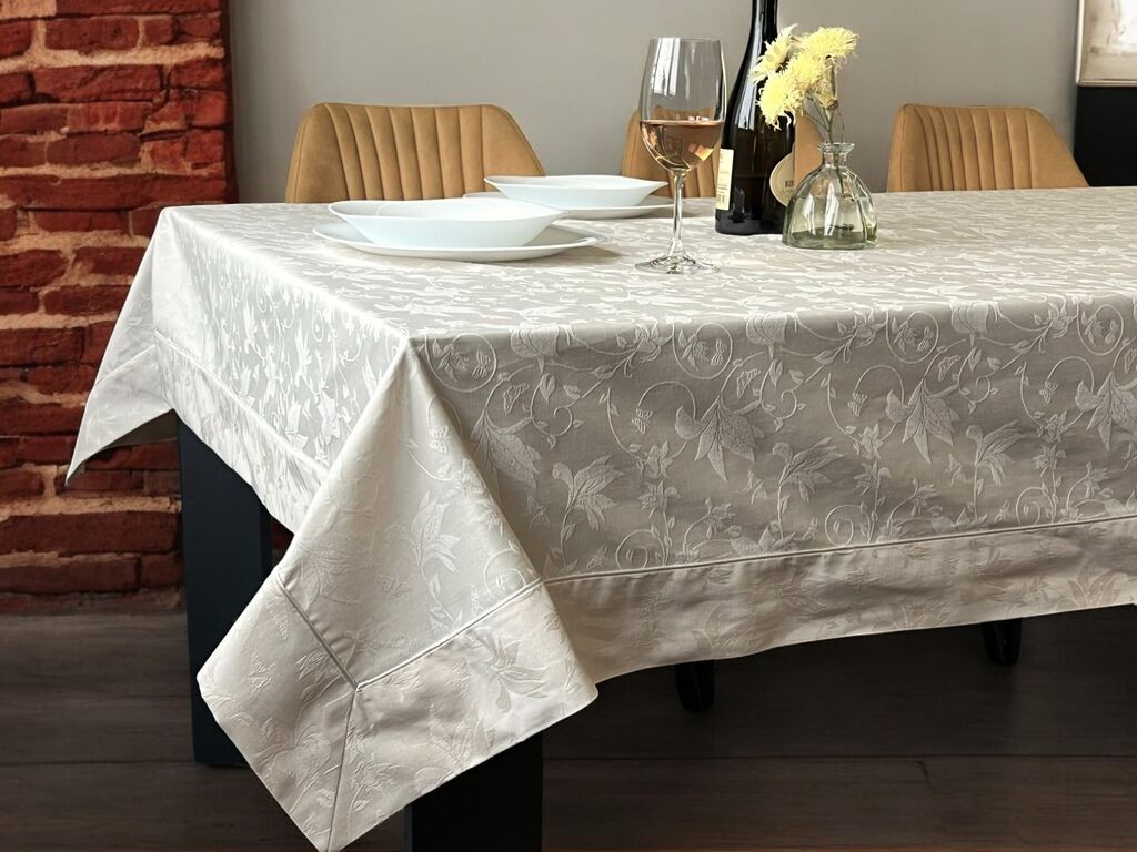 Viktorija Stolnjak Gizem, 160x250 cm, Krem