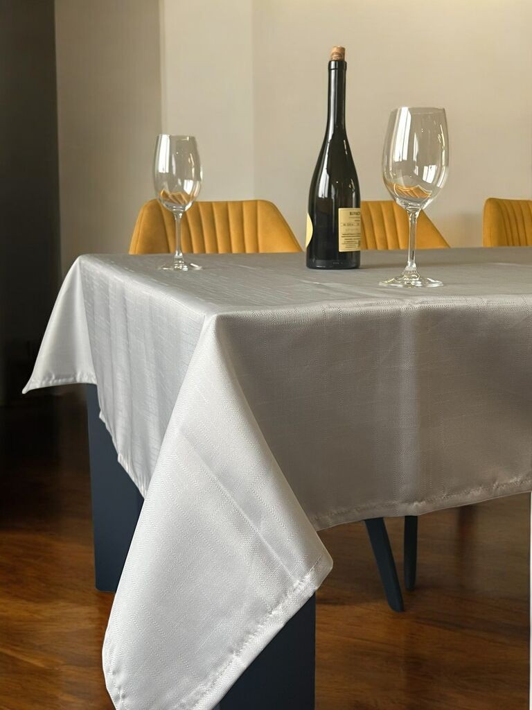 Viktorija Stolnjak Viktorija, 140x220 cm, Sivi