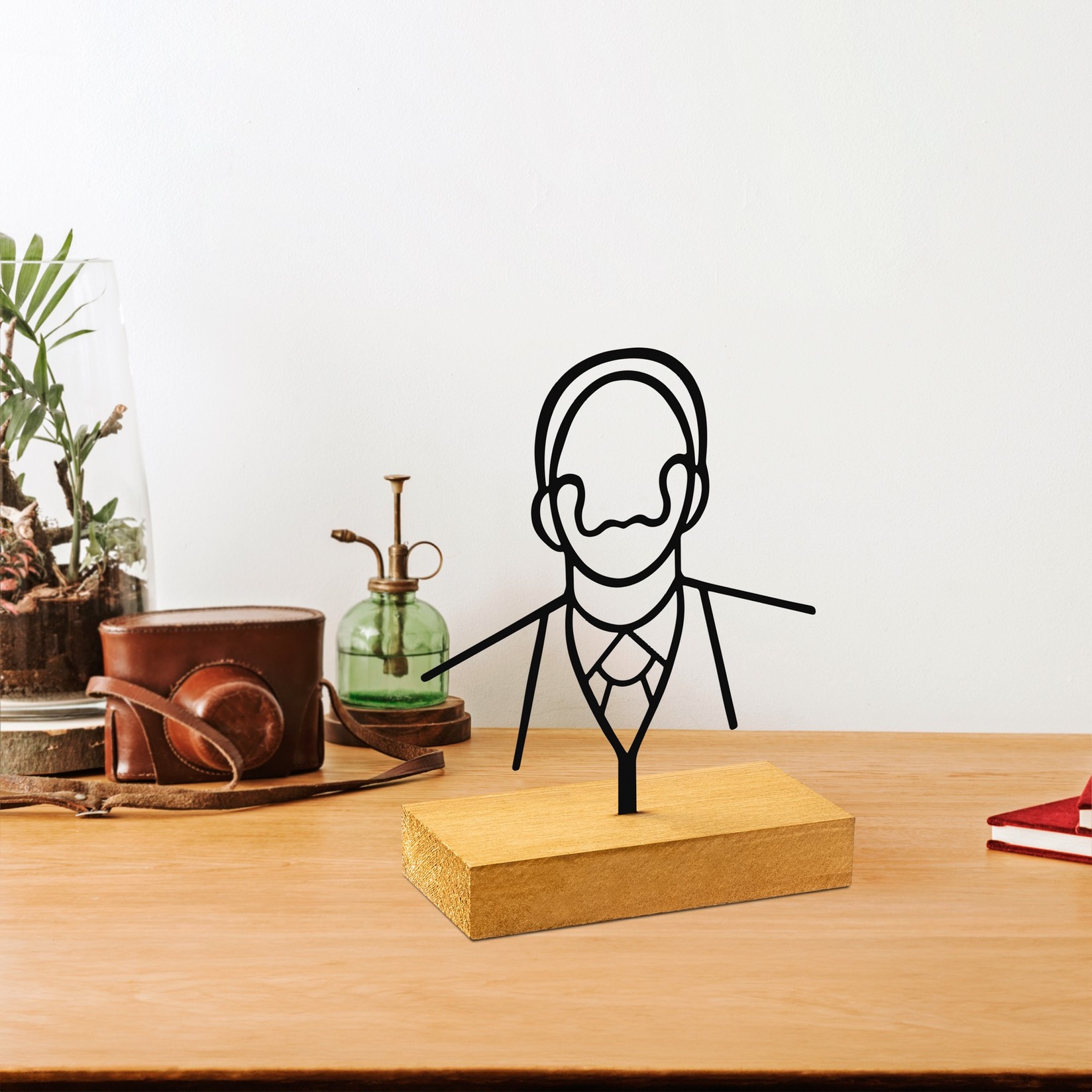 Aberto Design Dekorativna figura Dali, 22x8x17 cm, Crna