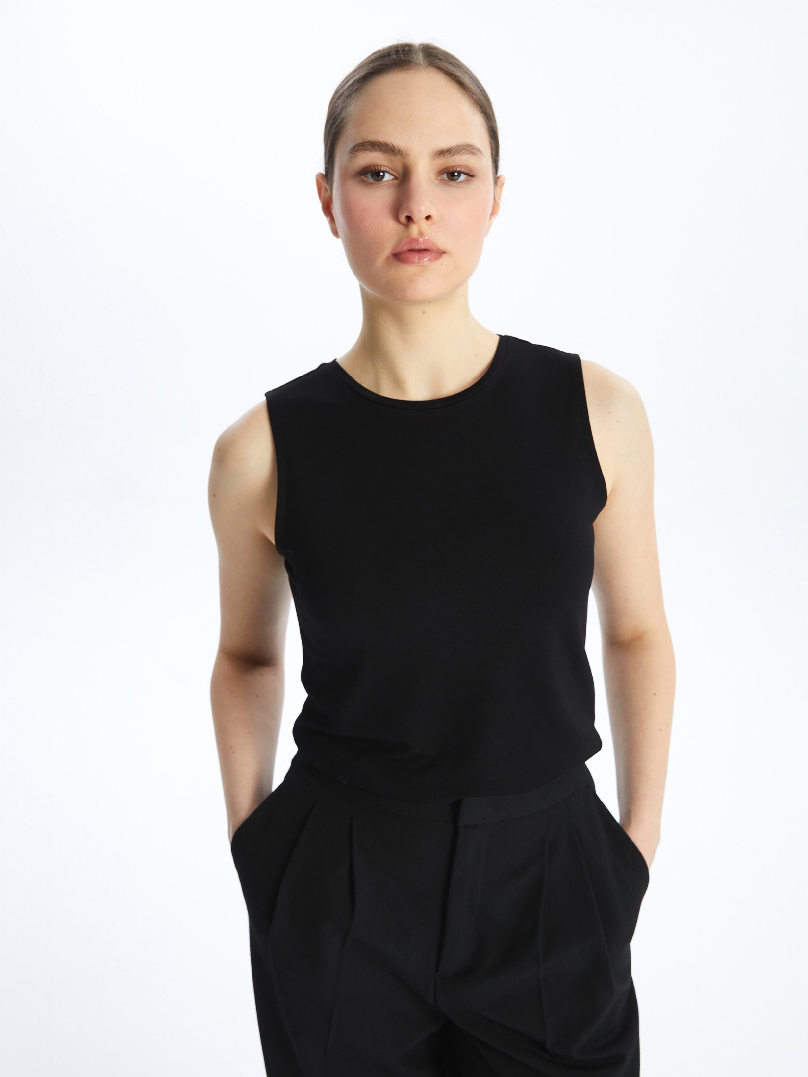 LC Waikiki Ženska majica bez rukava S4AH85Z8-CVL, Crna