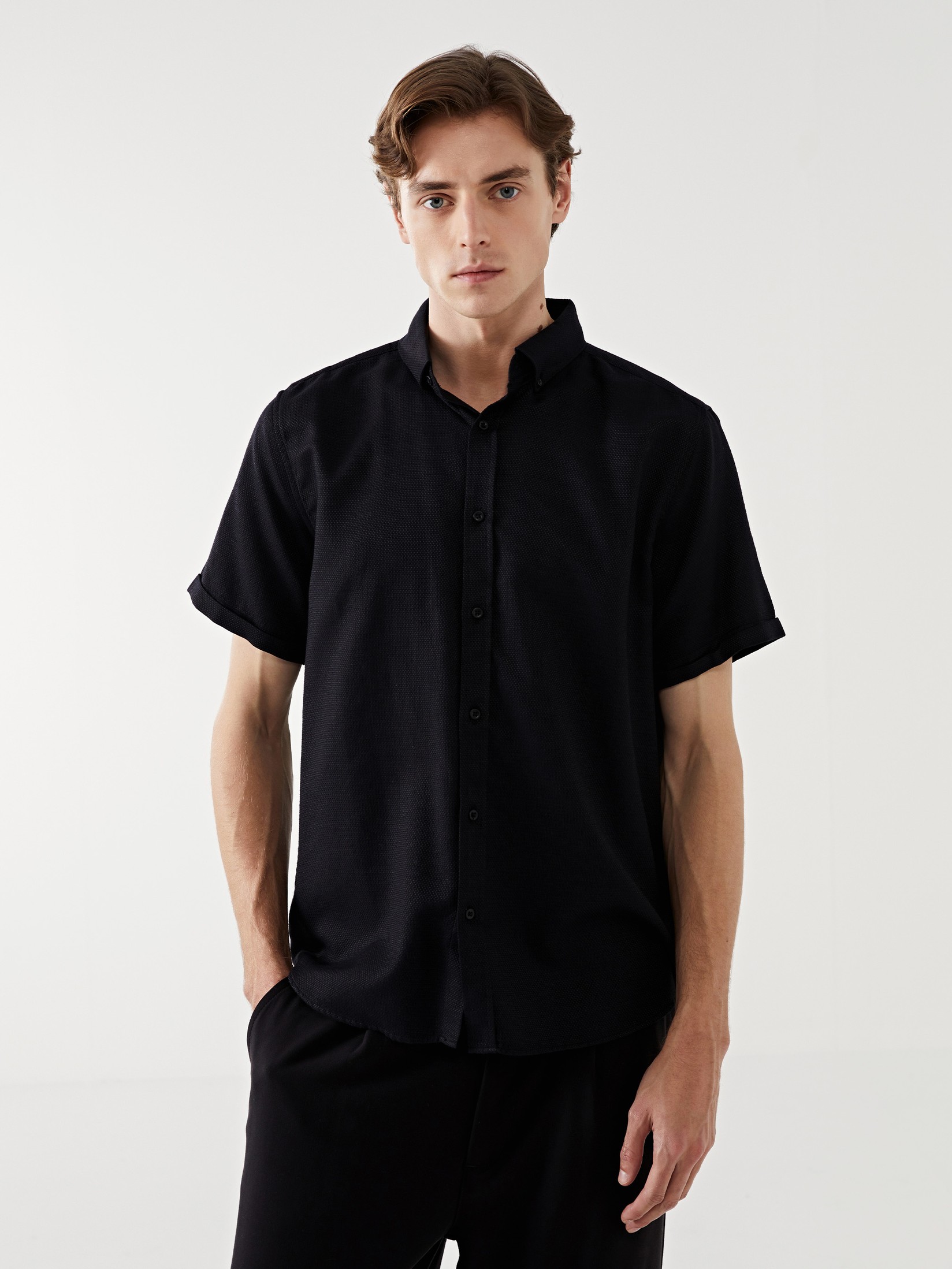 LC Waikiki Muška košulja S45850Z8-CVL, Crna