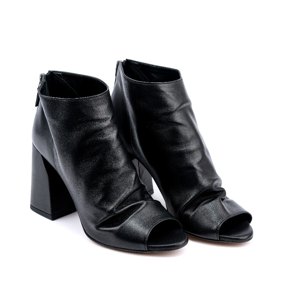 SILKO Ženske sandale na štiklu KRISTY6, Crne