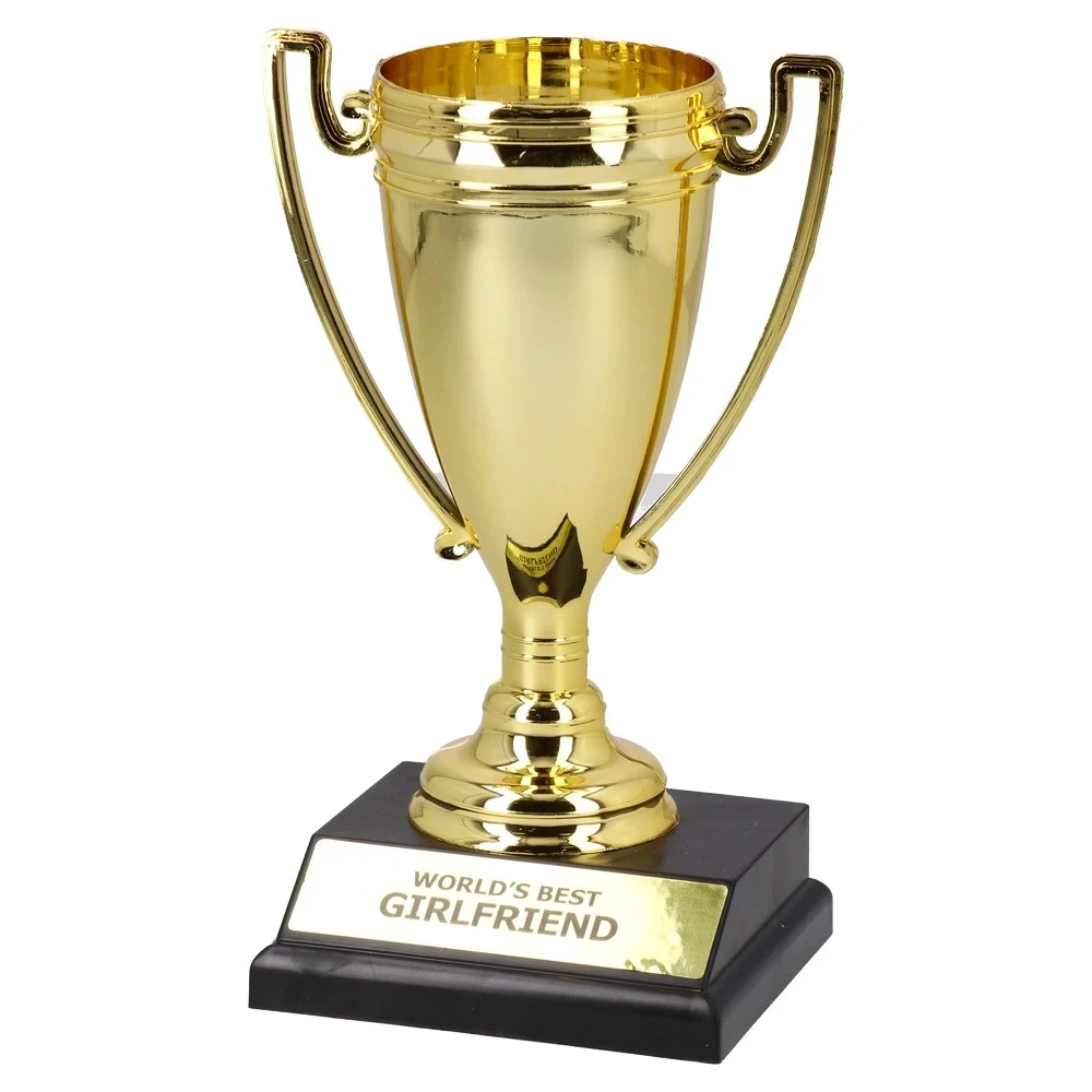 Winner 30 Pehar Najbolja devojka, Zlatne boje