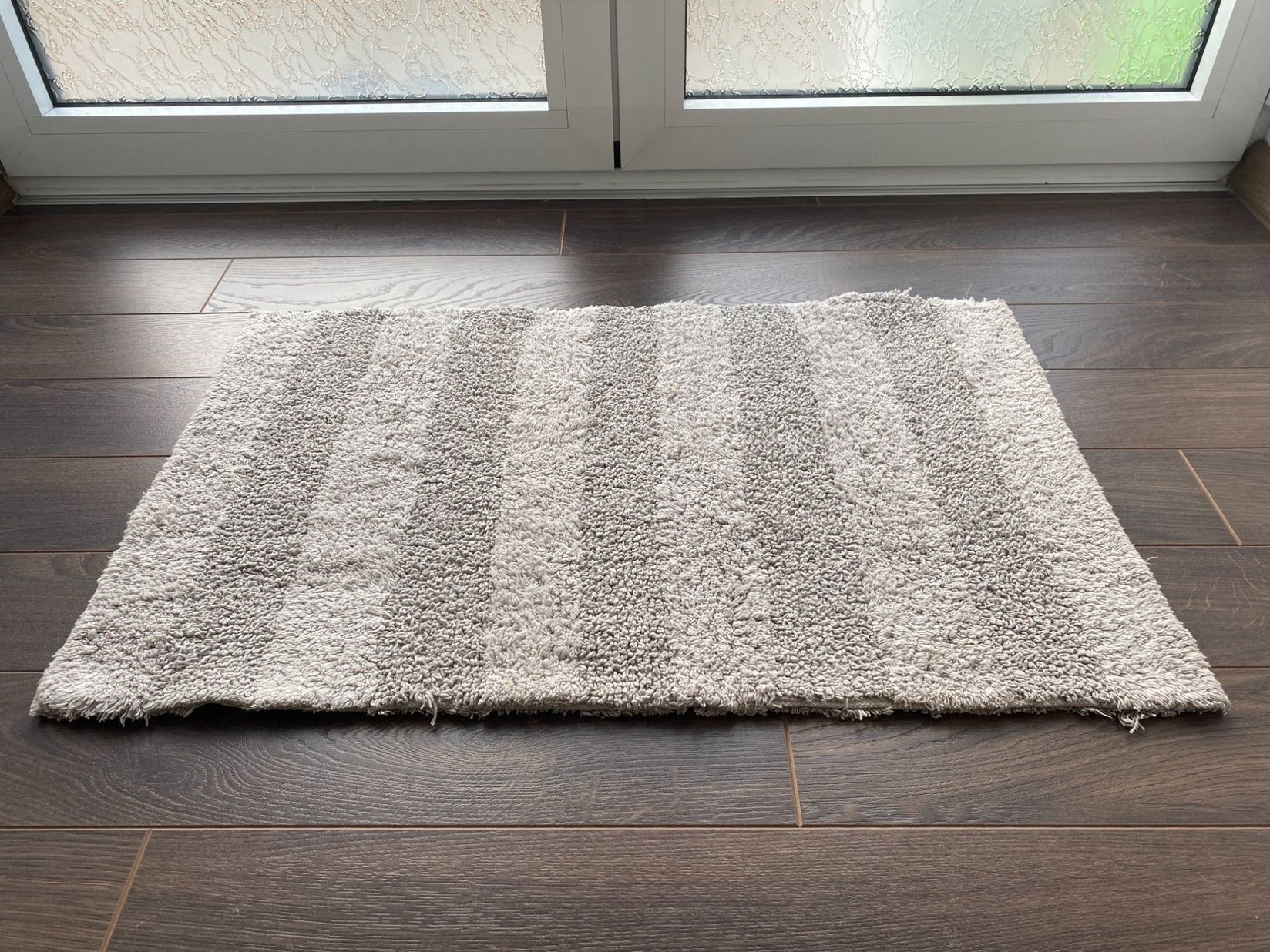 Viktorija Prostirka jednodelna 50x80cm, Siva