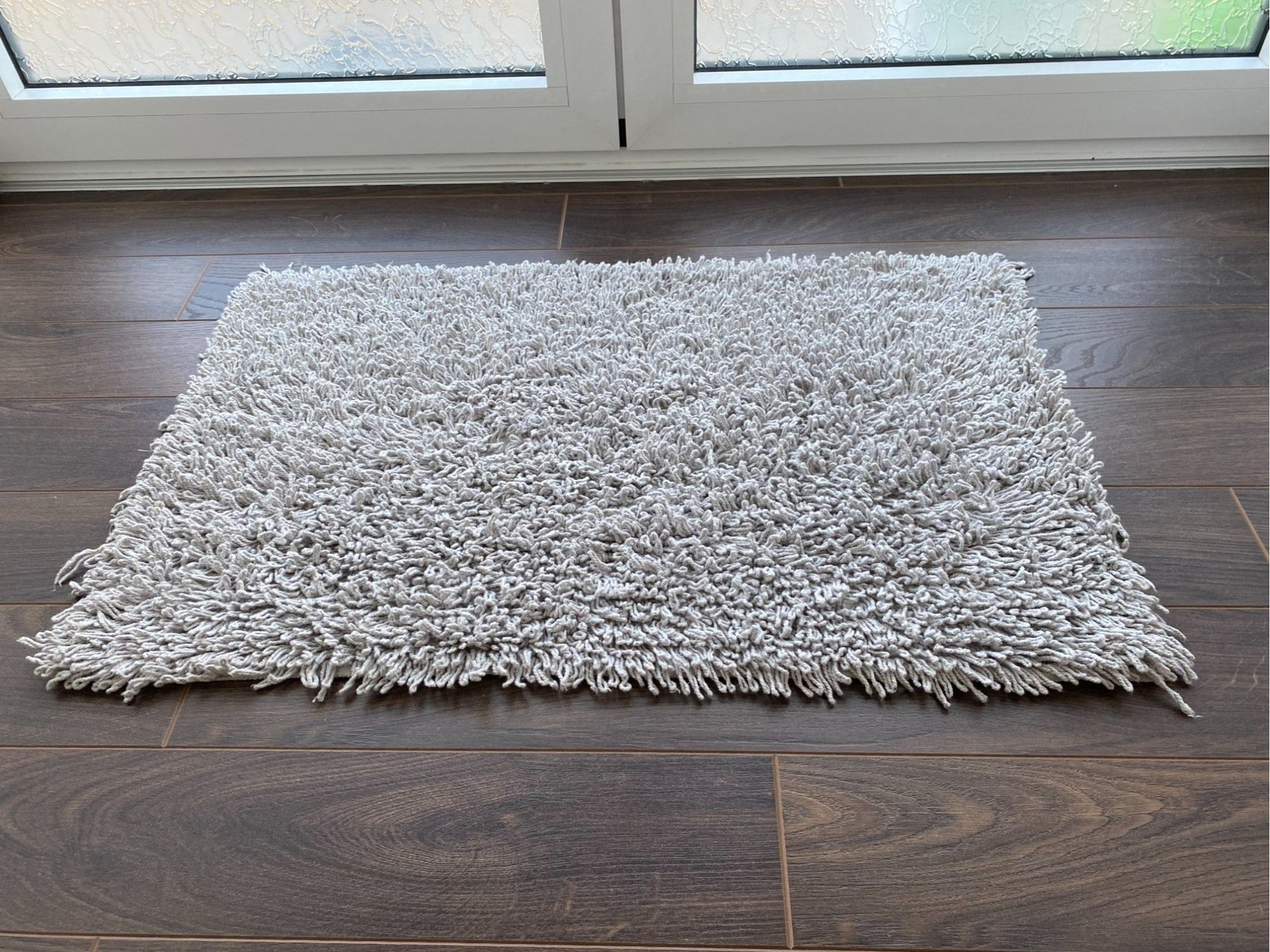 Viktorija Prostirka čupava 50x80cm, Siva