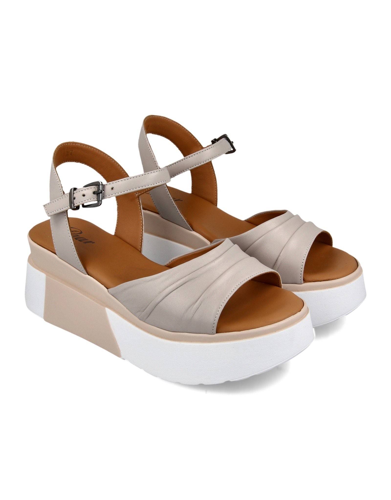 Paar Ženske kožne sandale, Bež