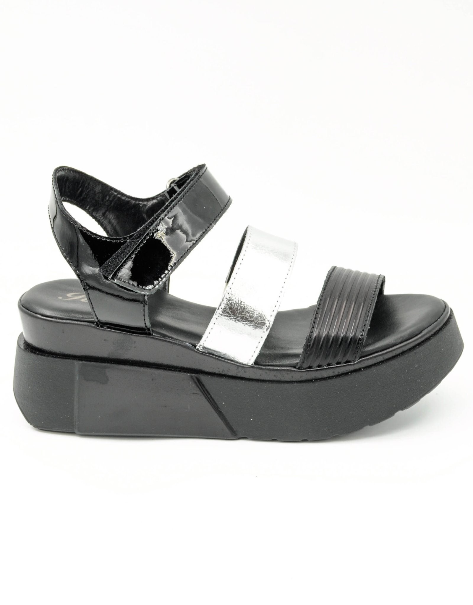 Paar Ženske kožne sandale 39808-21, Crne