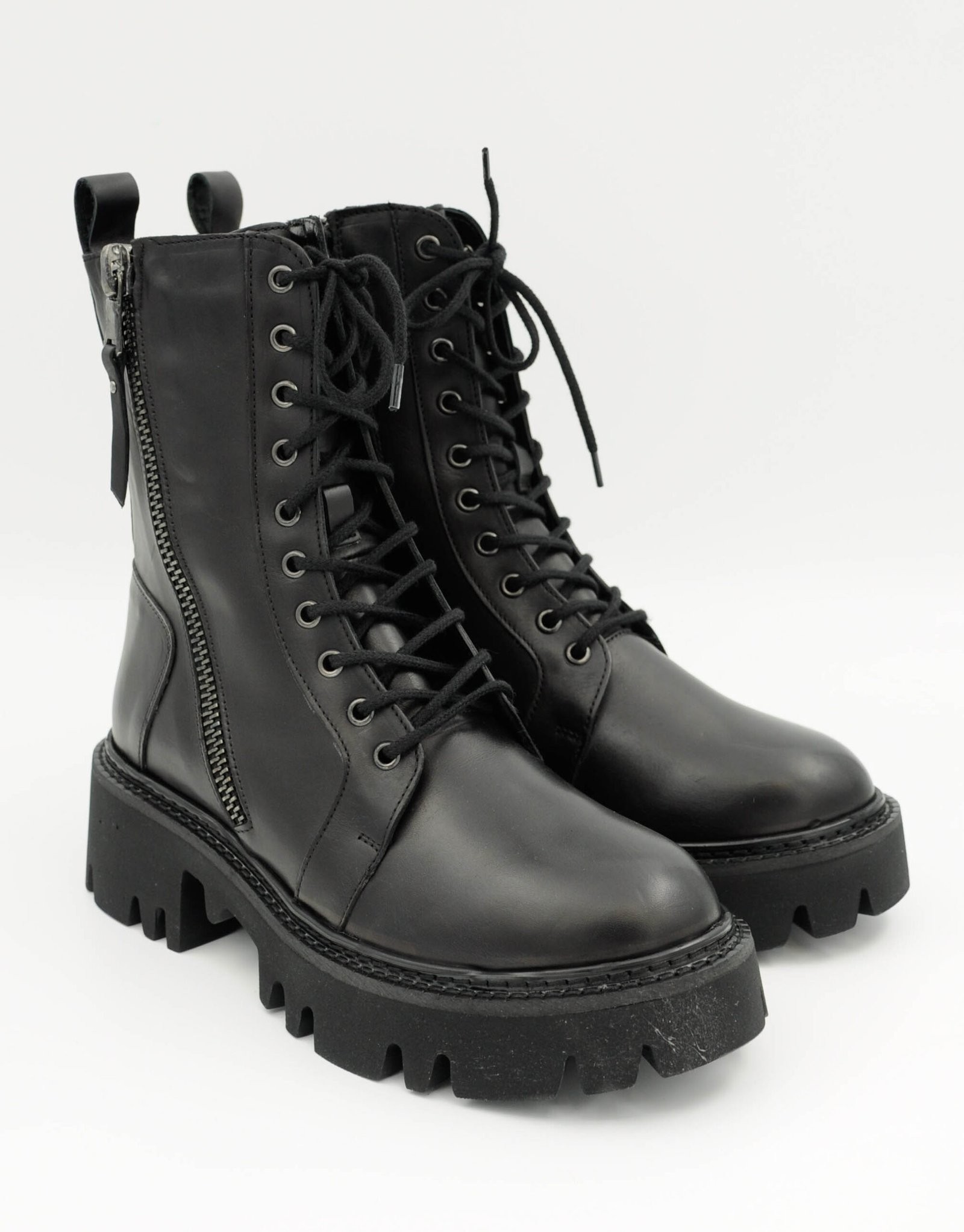 Paar Ženske kožne čizme, Crne