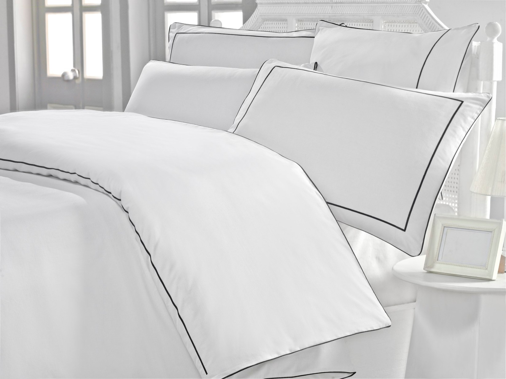 DEKOR DOM Komplet posteljina CB Classic Double Mahur