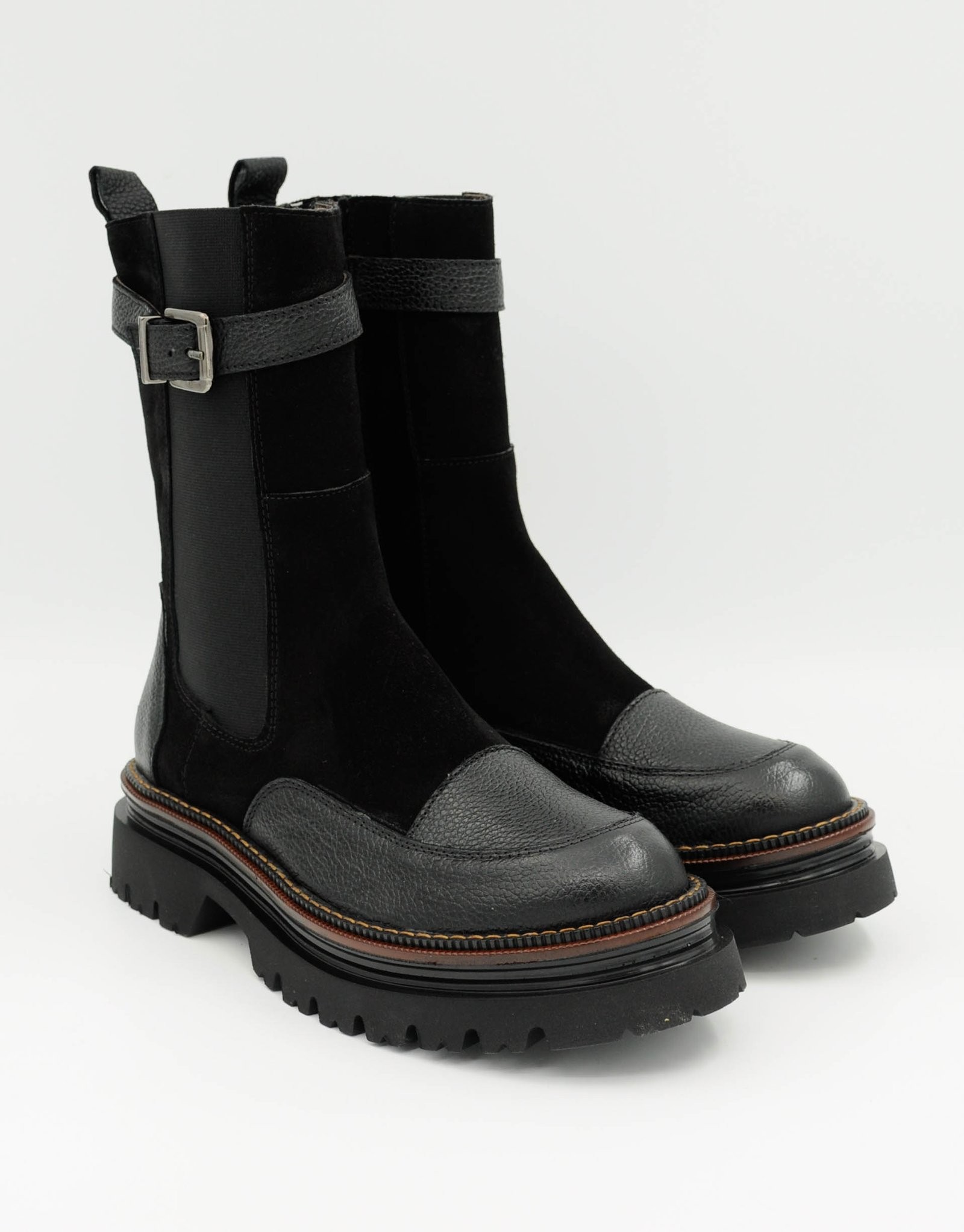 Paar Ženske kožne čizme 51014-90, Crne