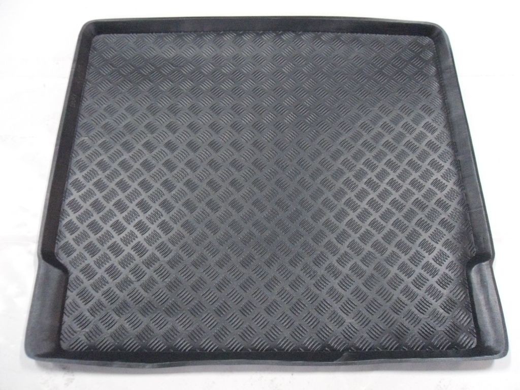 M-Plast Tipska kadica za gepek Peugeot 5008 (2010+)