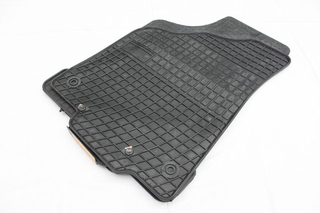 Frogum Tipske patosnice za  VW Polo /99-01/