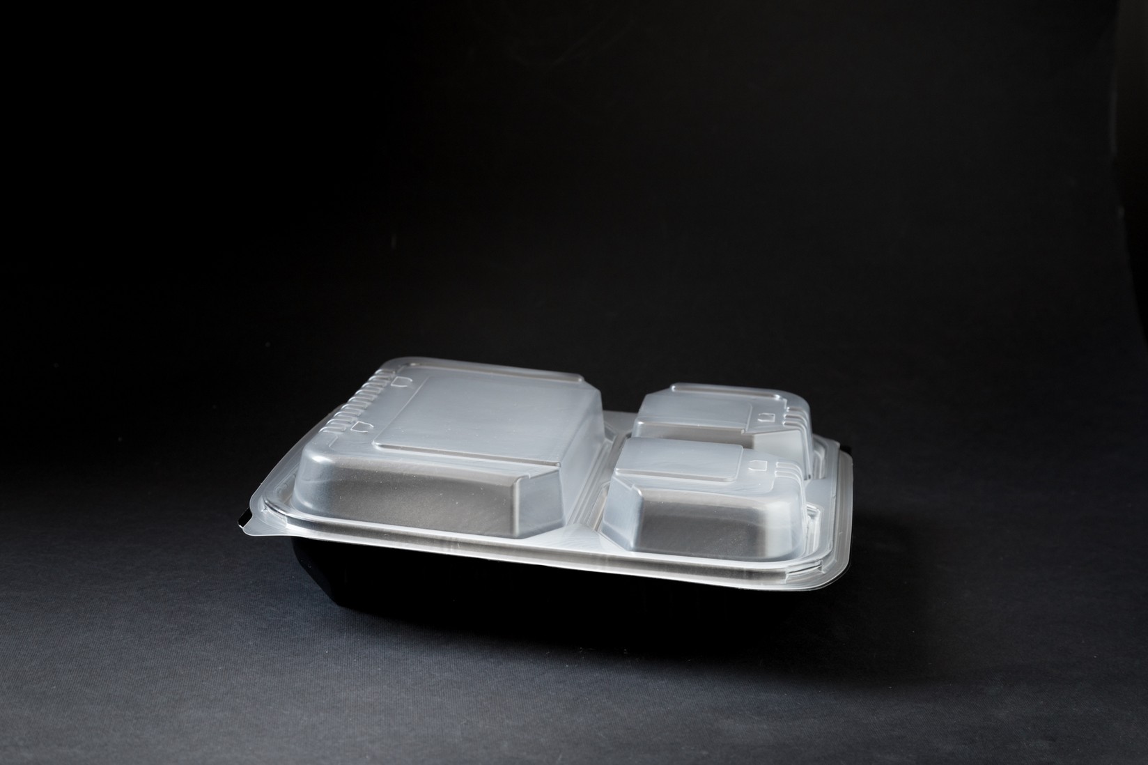 Ambalaže za topla jela sa poklopcem, MT3, 3 ml, 100 komada, Crne