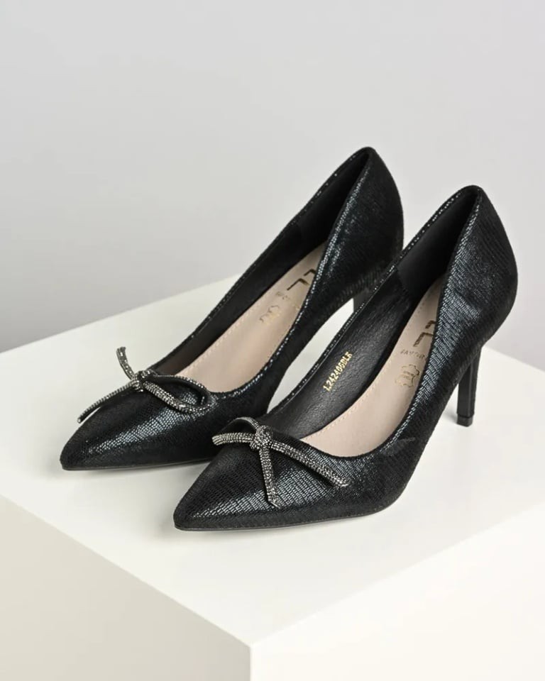 Favorito Ženske cipele na štiklu L242466, Crne