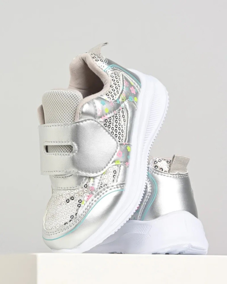 Emelie Strandberg Patike za devojčice D640, Srebrne boje