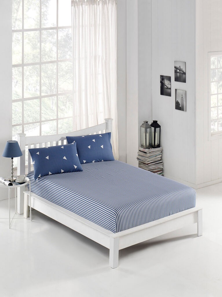 L'essentiel Maison Set čaršaf i 2 jastučenice Ucgen, 160x200+20 cm, Plavo-bela