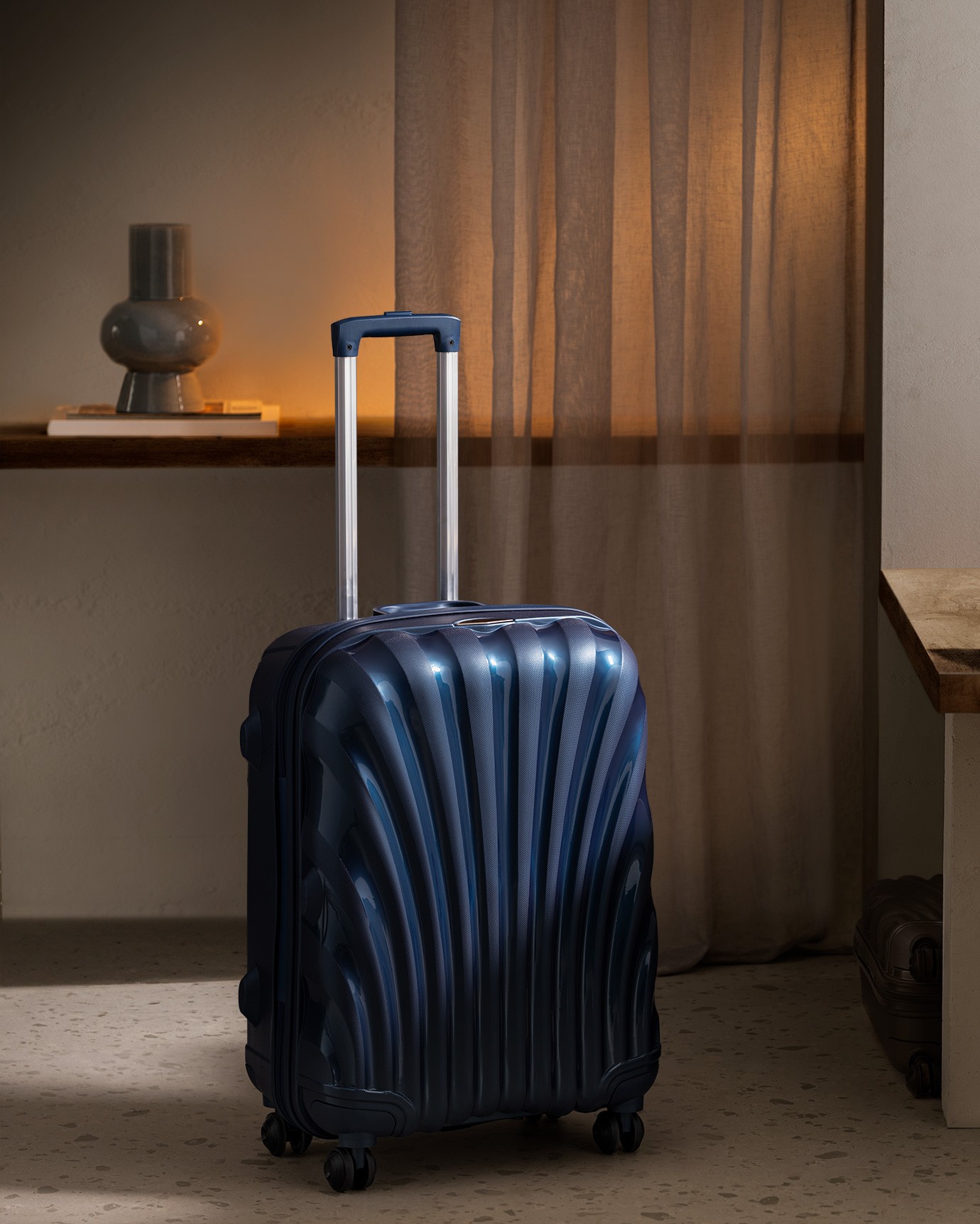 Madame Coco Huitre Kofer, Medium Size, Teget