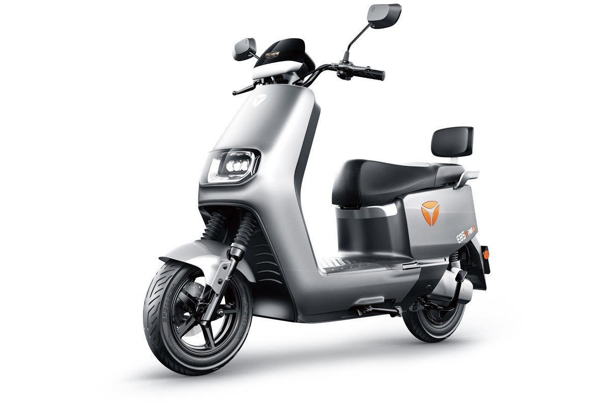 YADEA E8S Električni skuter 72V 38Ah, Sivi